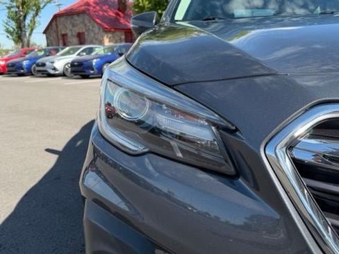Used 2019 Subaru Outback 2.5i Limited AWD/4WD image 11