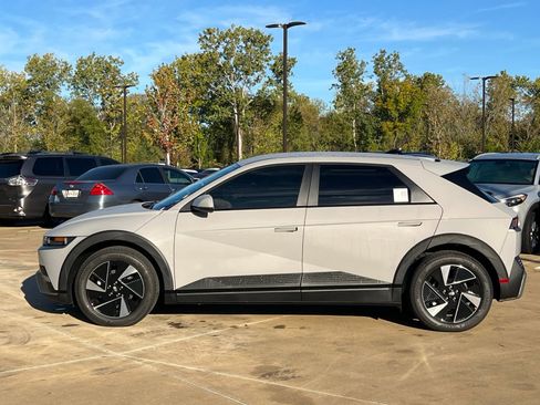 New 2026 Hyundai Ioniq 5 SE image 6