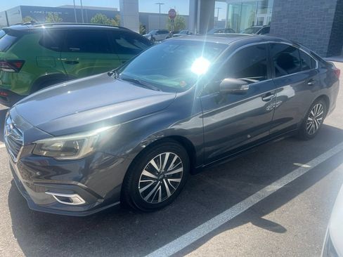 Used 2018 Subaru Legacy 2.5i Premium AWD/4WD image 2