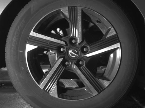 Used 2025 Nissan Sentra SV image 15