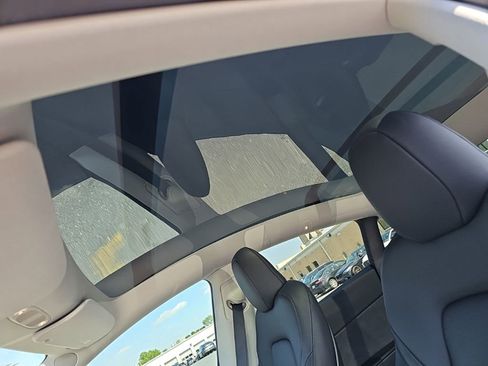 Used 2023 Tesla Model Y Long Range AWD/4WD image 11