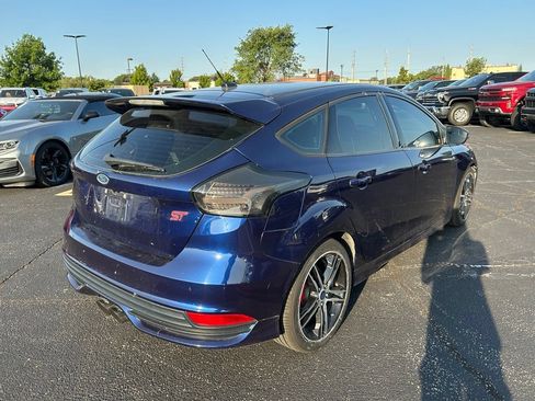 Used 2016 Ford Focus ST FWD image 8