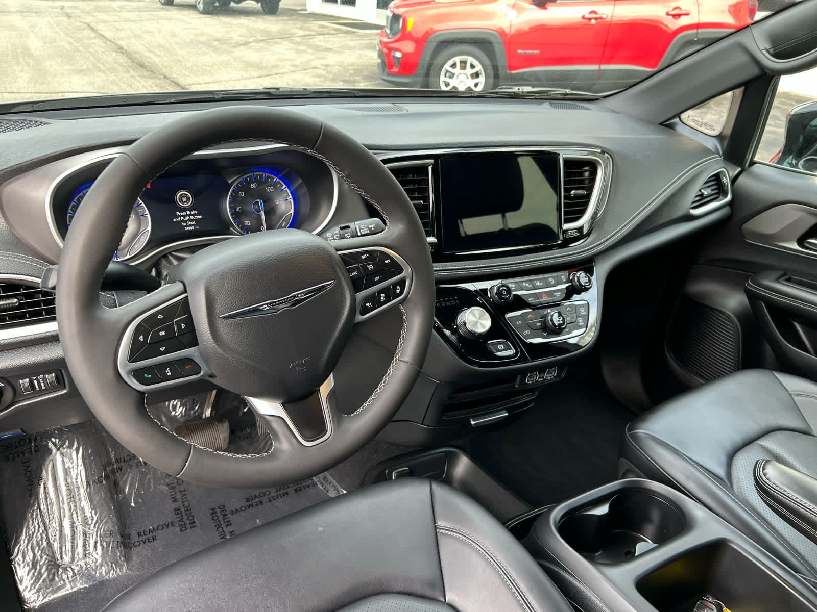Used 2025 Chrysler Pacifica Select FWD image 14