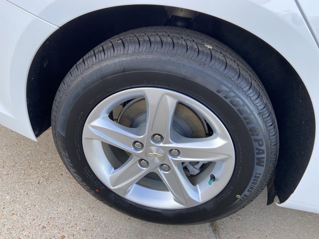 Used 2021 Chevrolet Malibu LS w/ Driver Confidence Package II FWD image 31
