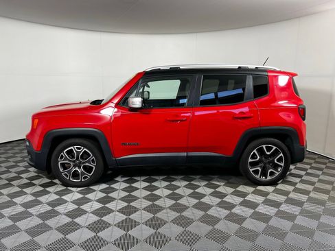 Used 2015 Jeep Renegade Limited image 8