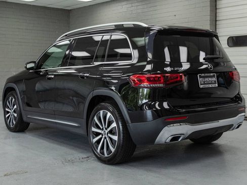 Used 2020 Mercedes-Benz GLB 250 4MATIC image 38