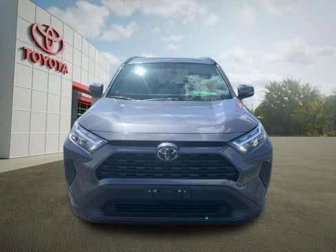 Used 2025 Toyota RAV4 XLE AWD/4WD image 8