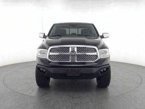 Used 2017 RAM 1500 Laramie AWD/4WD image 5