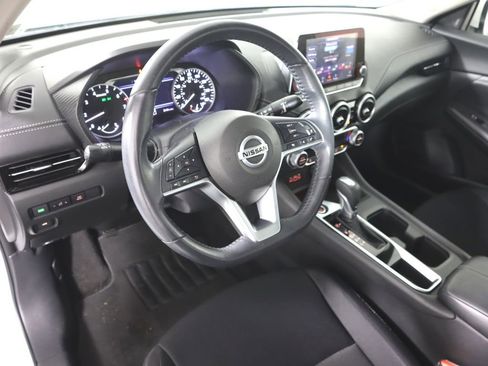 Certified 2020 Nissan Sentra SV w/ Trunk Package image 9