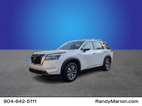 Used 2023 Nissan Pathfinder SL AWD/4WD image 1