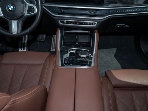 Used 2024 BMW X6 xDrive40i w/ Premium Package image 24