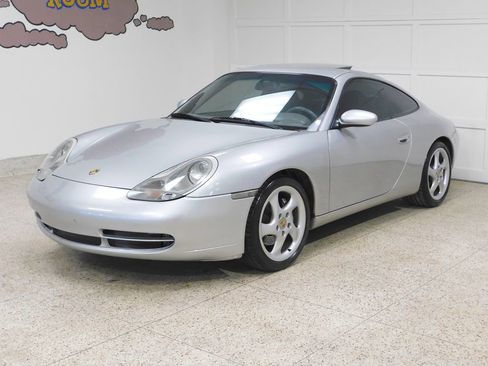 Used 2001 Porsche 911 Carrera 4 image 8