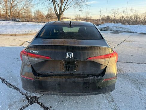 Used 2023 Honda Civic EX image 4