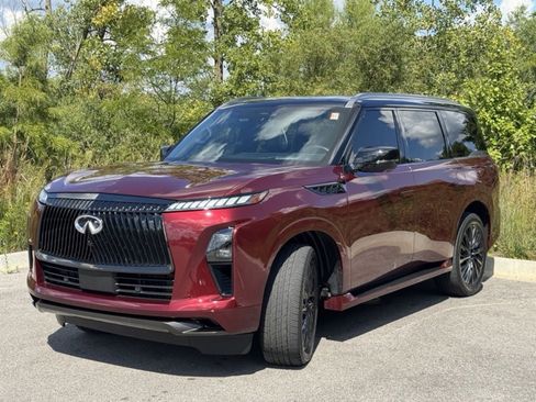 Certified 2025 INFINITI QX80 Autograph w/ Premium Cargo Package image 3