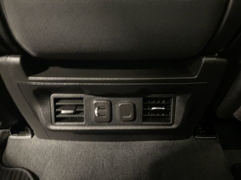 Used 2022 Chevrolet Silverado 2500 LT w/ Midnight Edition image 15