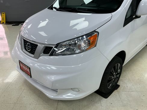 Used 2021 Nissan NV200 SV w/ Back Door Glass Package image 32