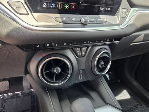 Used 2023 Chevrolet Blazer LT w/ Convenience Package FWD image 22