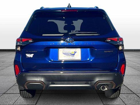 Used 2025 Subaru Forester Sport image 4