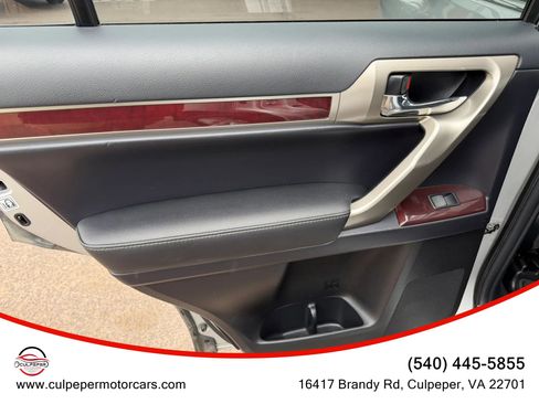 Used 2016 Lexus GX 460 w/ Premium Package image 11