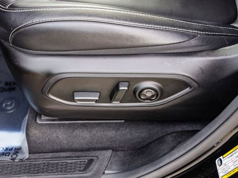 Certified 2024 Jeep Grand Cherokee L Limited w/ Luxury Tech Group II image 26