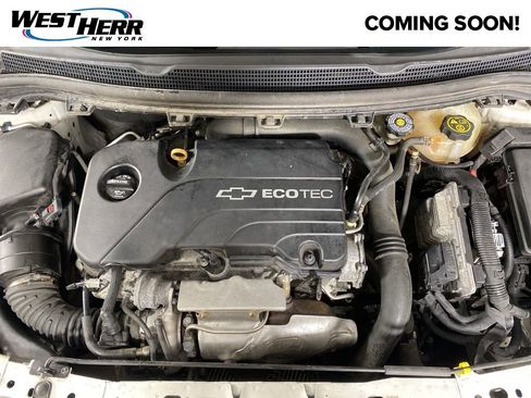 Used 2018 Chevrolet Cruze LT w/ Convenience Package image 21