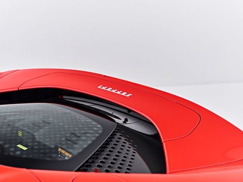 Used 2024 Ferrari SF90 Spider AWD/4WD image 35