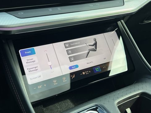 Used 2024 Jeep Wagoneer Launch Edition image 24