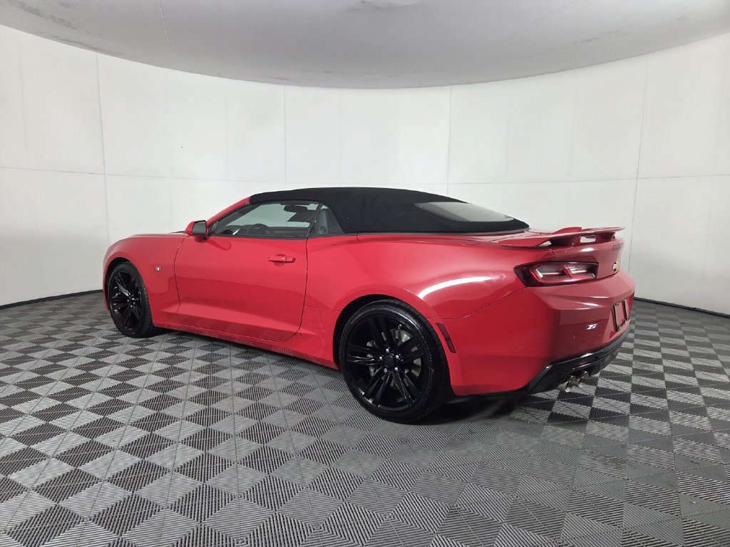 Used 2017 Chevrolet Camaro SS RWD image 7