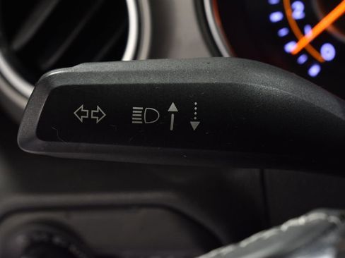 Used 2018 Jeep Wrangler Unlimited Sahara w/ Cold Weather Group image 16