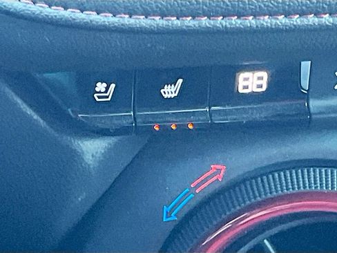 Used 2023 Chevrolet Blazer RS w/ Driver Confidence II Package image 21