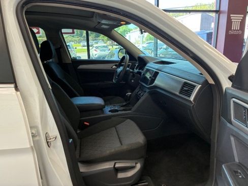 Used 2018 Volkswagen Atlas Launch Edition FWD image 27