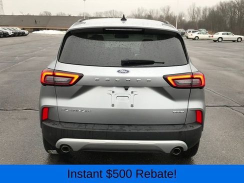 Used 2024 Ford Escape Platinum image 5