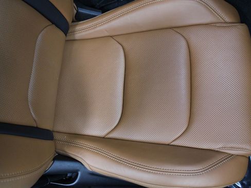 Used 2021 Chevrolet Camaro LT w/ RS Package image 18