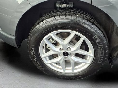 Used 2024 Ford Edge SEL w/ Convenience Package AWD/4WD image 9