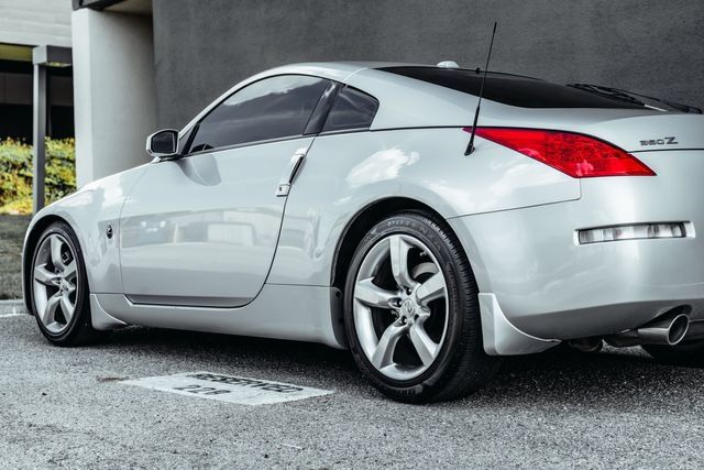 Used 2008 Nissan 350Z Touring w/ Cargo Convenience Pkg RWD image 42