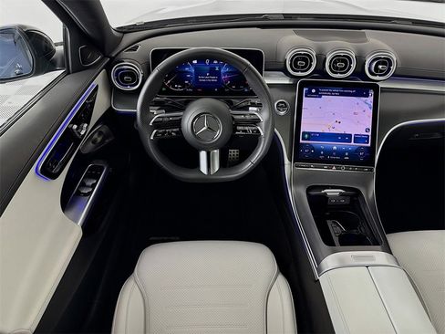 Used 2025 Mercedes-Benz C 300 4MATIC Sedan image 24