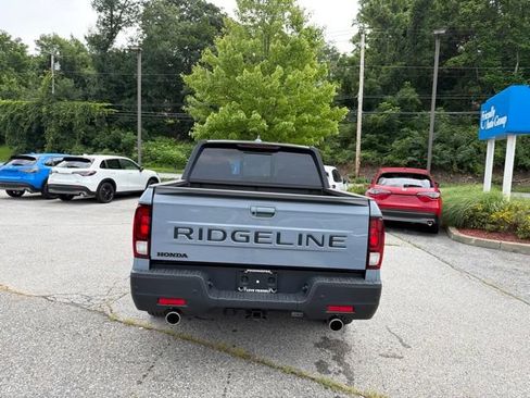 Certified 2024 Honda Ridgeline Black Edition image 8