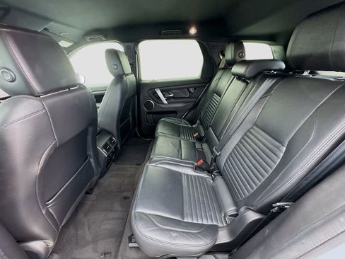 Used 2021 Land Rover Discovery Sport S image 15