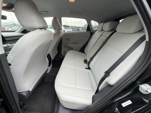 Certified 2025 Hyundai Kona SEL AWD/4WD image 20