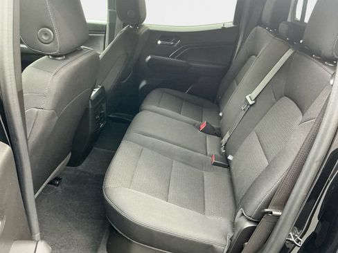 Used 2023 Chevrolet Colorado LT w/ LT Convenience Package II AWD/4WD image 15