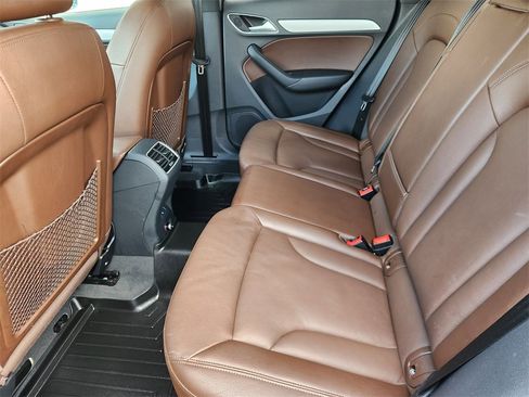 Used 2018 Audi Q3 2.0T Premium image 29