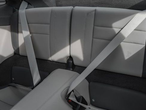 Used 2025 Porsche 911 Carrera image 25