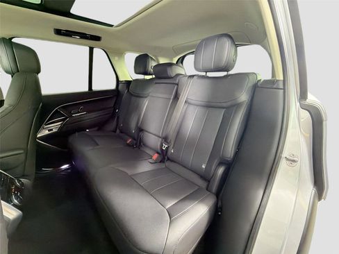 Certified 2023 Land Rover Range Rover SE AWD/4WD image 23