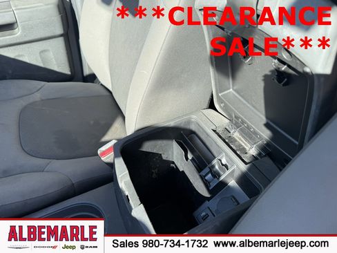 Used 2015 Nissan Xterra S image 22