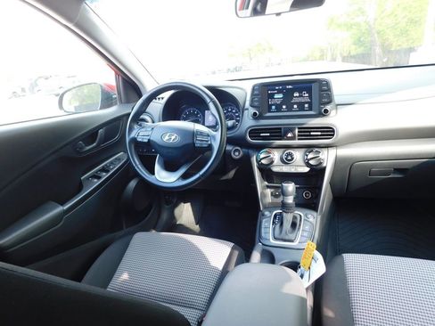 Used 2021 Hyundai Kona SEL image 6