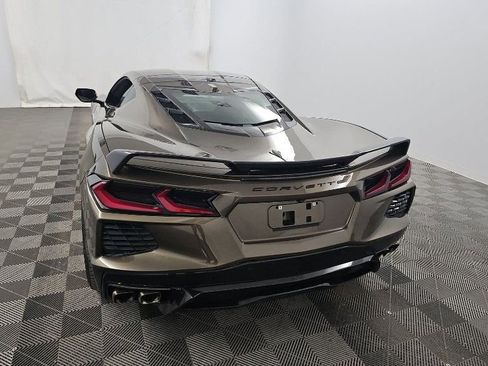Used 2021 Chevrolet Corvette Stingray Premium Cpe w/ Z51 Performance Package RWD image 5