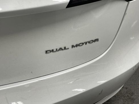 Used 2019 Tesla Model 3 Long Range image 9