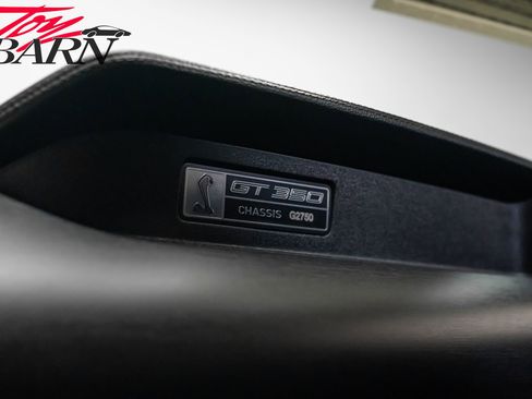 Used 2016 Ford Mustang Shelby GT350 w/ Technology Package image 38