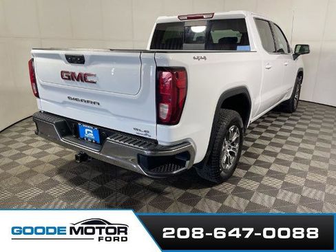 Used 2023 GMC Sierra 1500 SLE w/ Preferred Package AWD/4WD image 7
