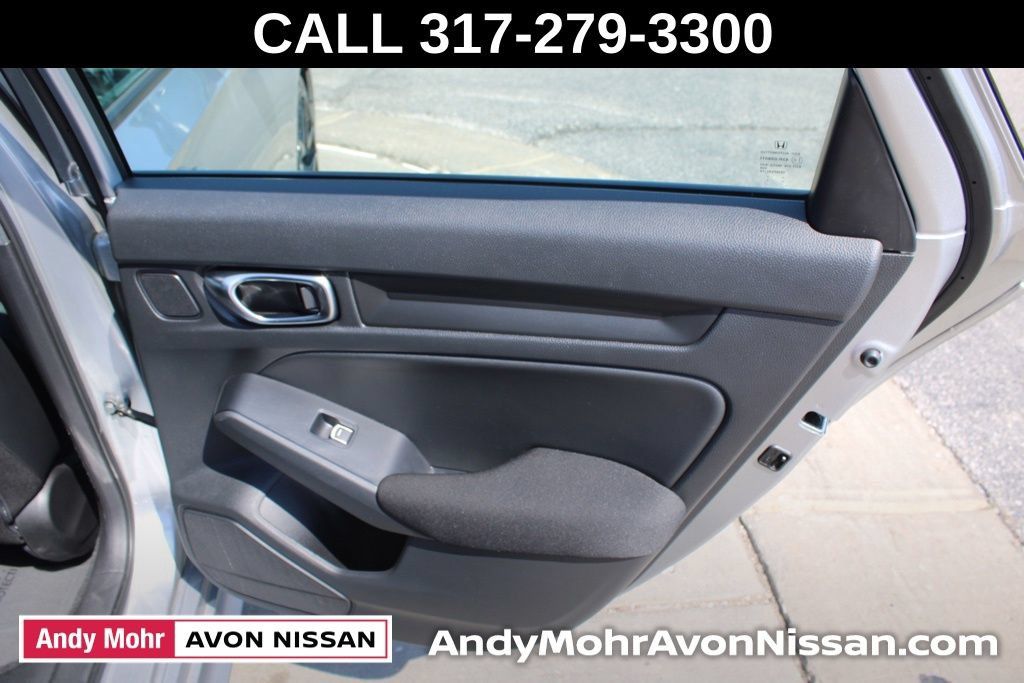 Used 2025 Honda Civic Sport image 23